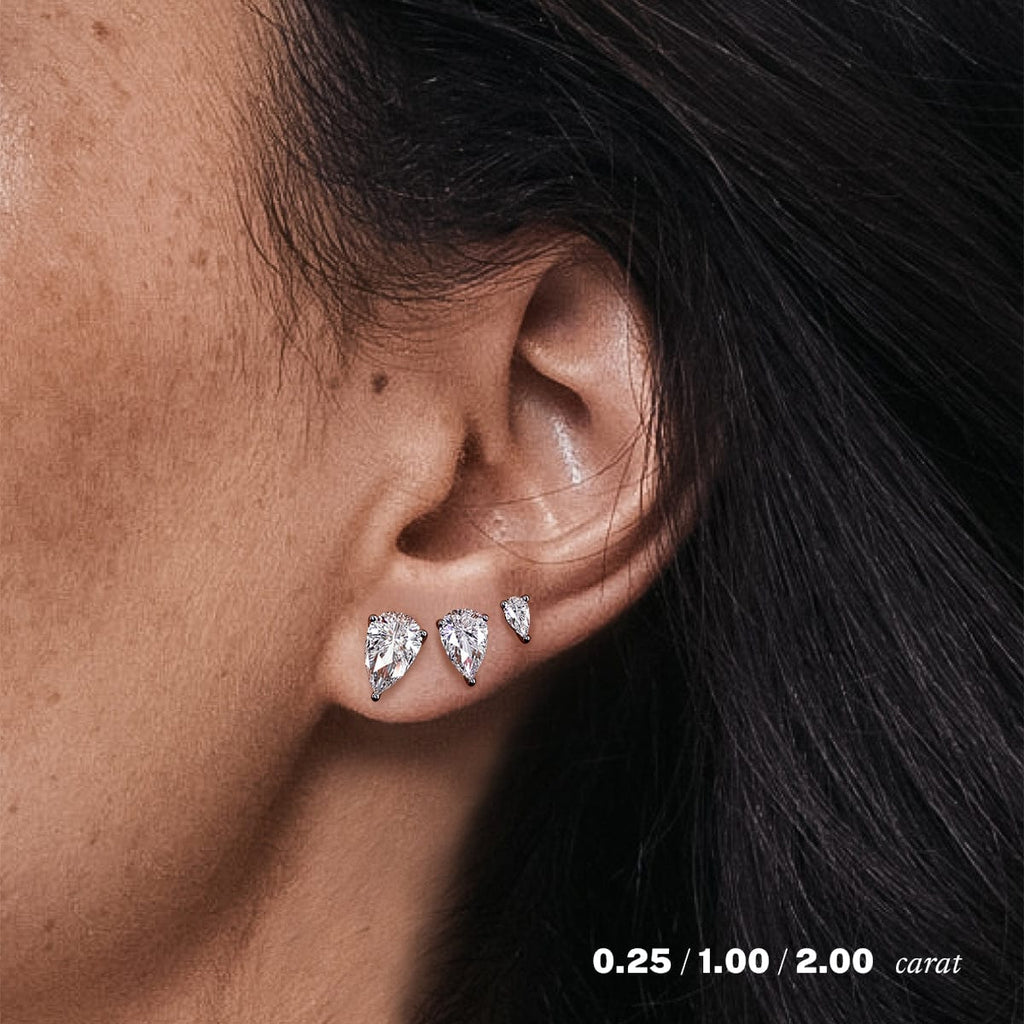 14K White Gold Pear Diamond Stud Earrings