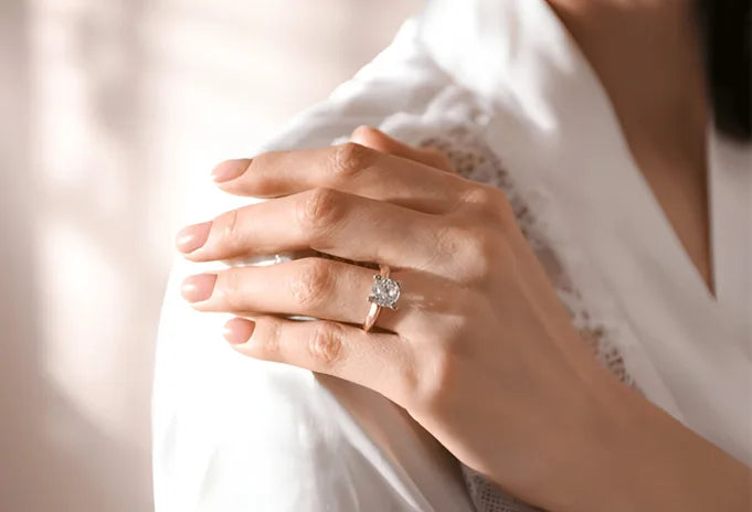 Engagement Ring White Gold and Diamond Brilliance