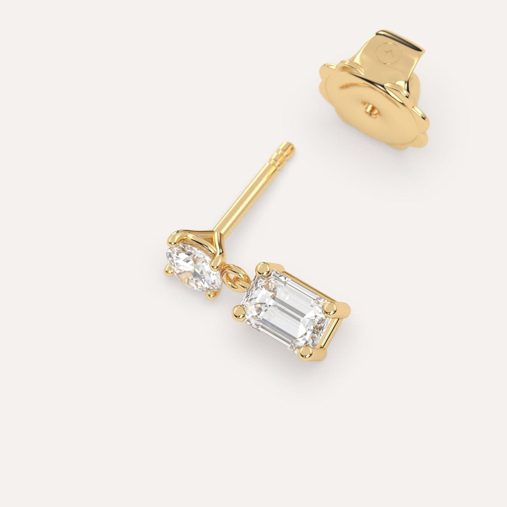 1/2 carat Single Emerald Diamond Dangle Drop Earring in Yellow Gold