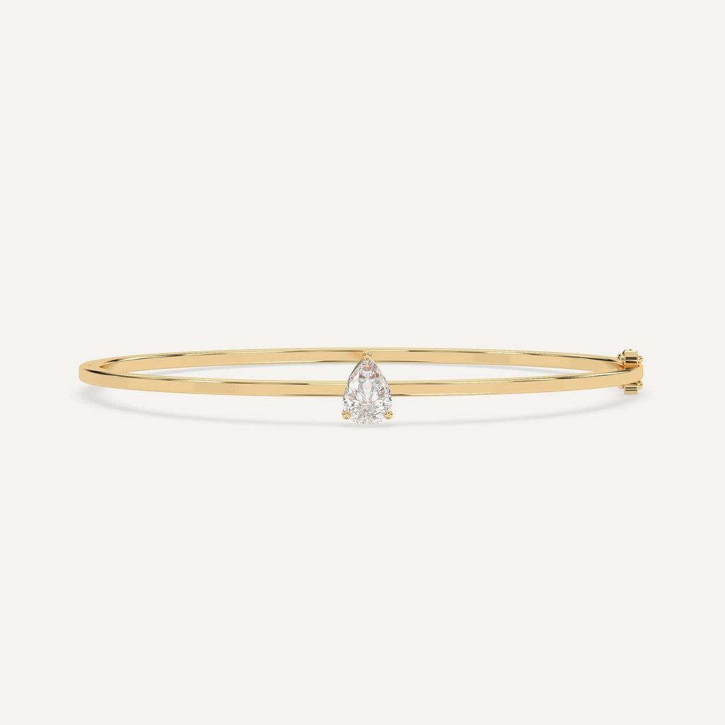1 carat diamond solitaire, bangle bracelet in 14K yellow gold