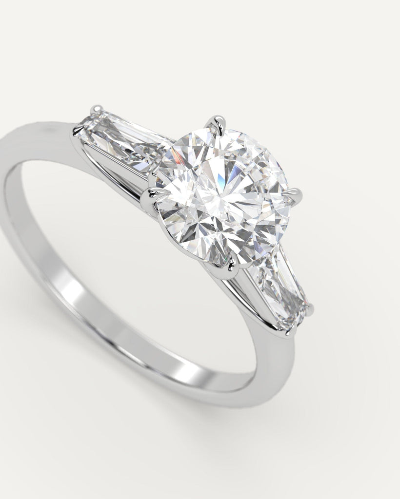 3-Stone Round Cut Engagement Ring 1 Carat Diamond