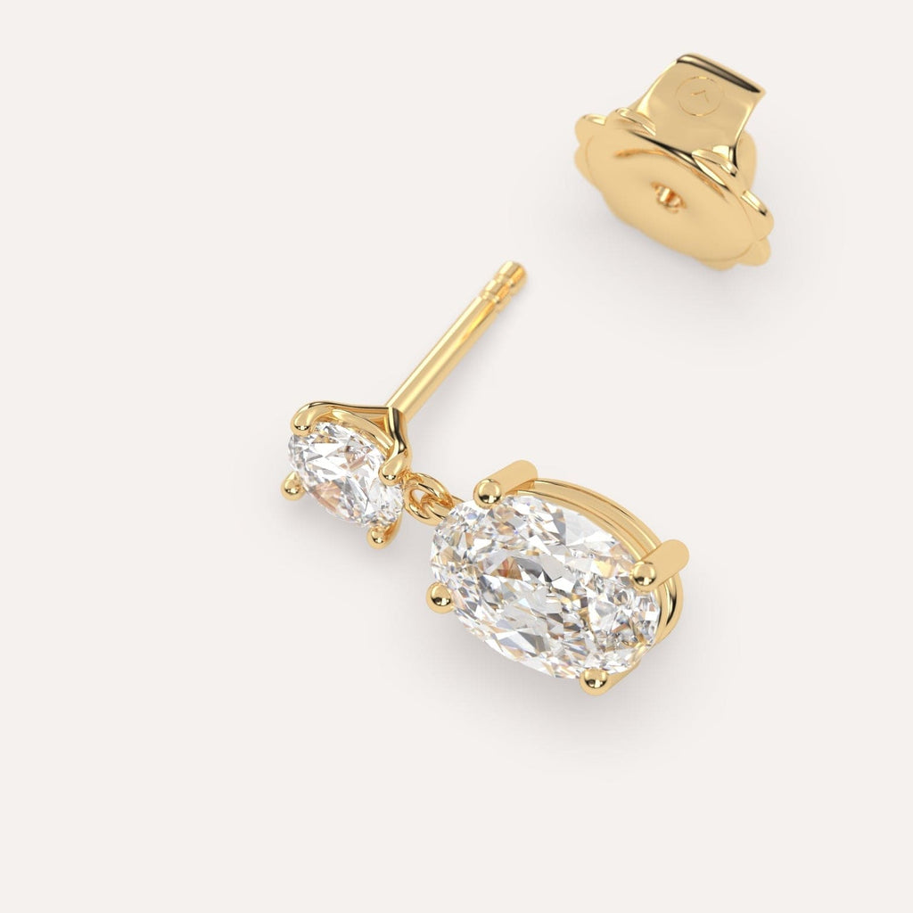 1 carat Single Oval Diamond Dangle Drop Earring in Yellow Gold