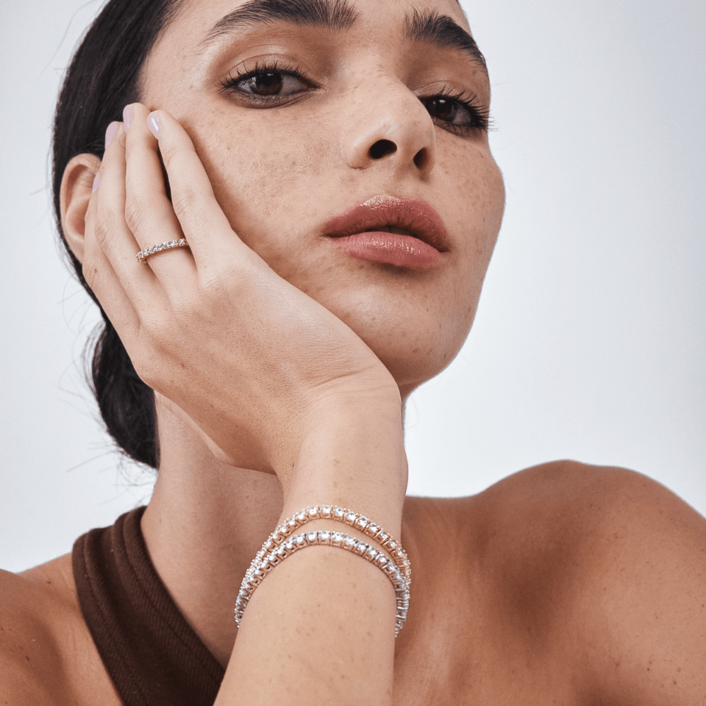 Luxury 4 Carat Diamond Tennis Bracelet - Timeless Classic Design in Solid Real Gold