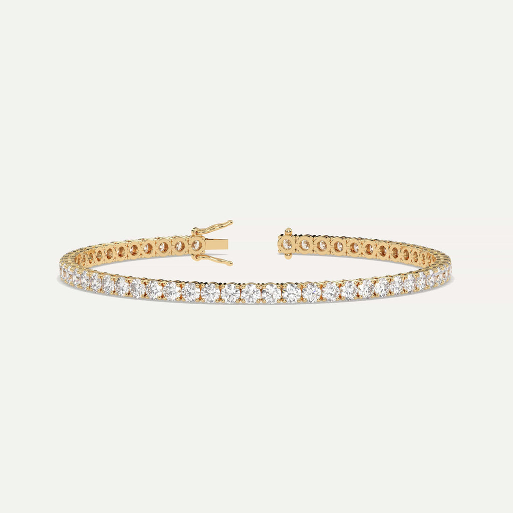 Classic 6 Carat Diamond Tennis Bracelet in Yellow Gold - Timeless Luxury Design