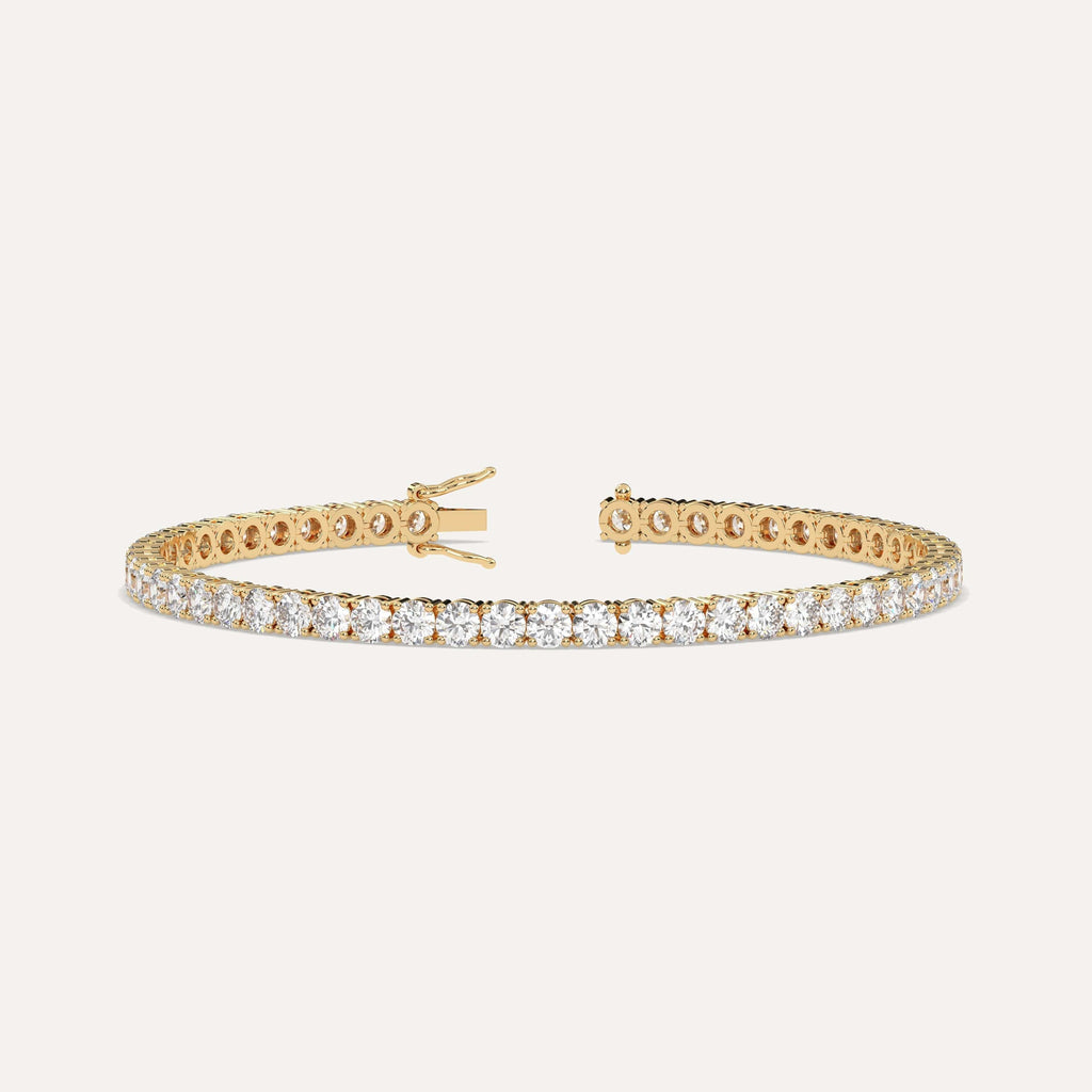 7 carat diamond tennis bracelet in 14K yellow gold