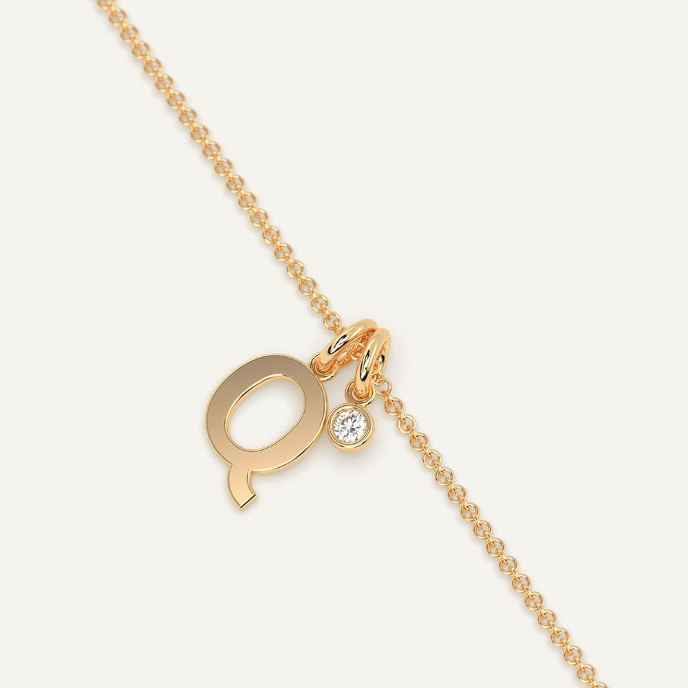 Diamond Q white gold necklace