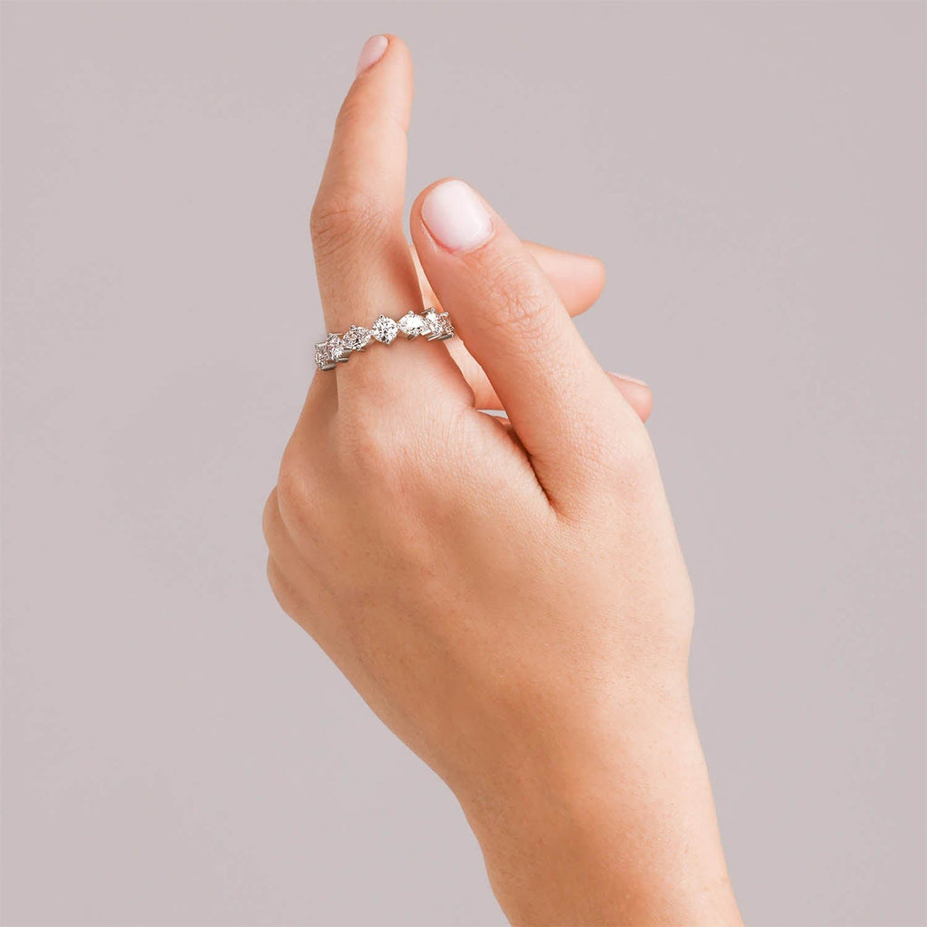 Oval And Round Moissanite Gemstone Semi Eternity Band